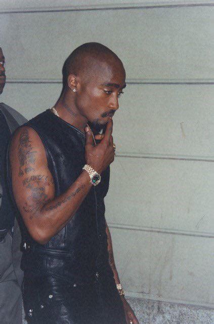 [identify] anybody know what watch Tupac was wearing on his